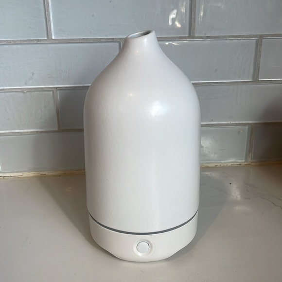 Diffuser - Picture 3 of 3